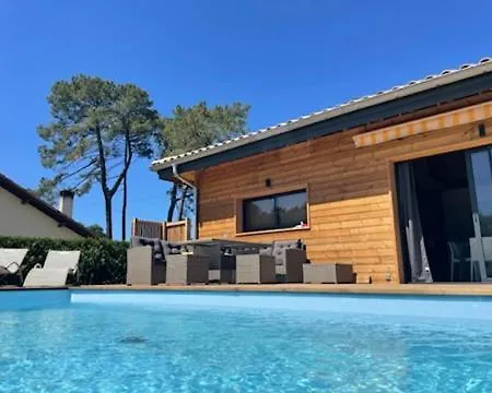 Maison En Bois Moderne Et Spacieuse Avec Piscine * Soustons
